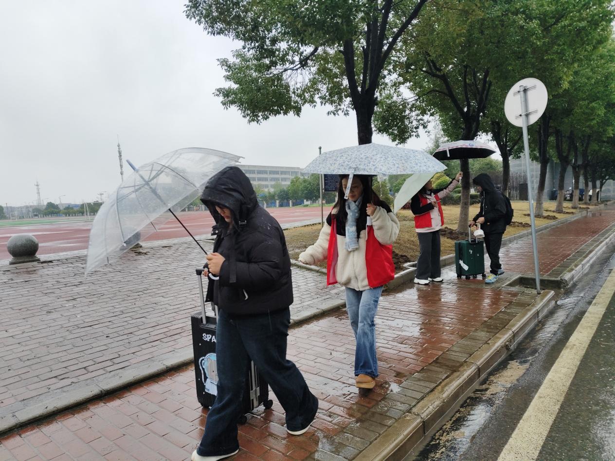 4CCD03CB12EA166E7B62BD4E9AAC3D30